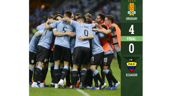 Uruguay domina, vence a Ecuador