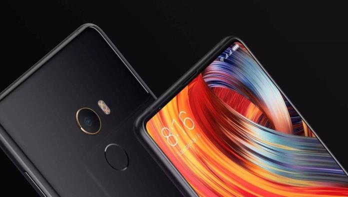 Presentan Xiaomi y Oppo sus móviles con cámara oculta