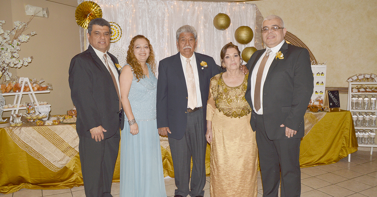 Guillermo y Graciela celebran sus Bodas de Oro