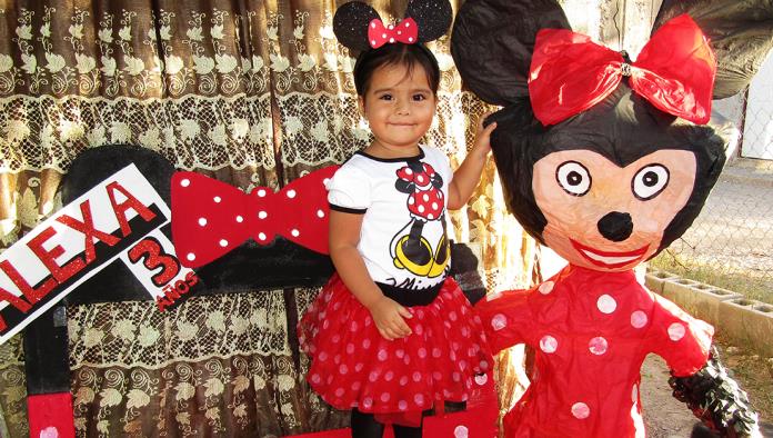 Minnie Mouse en la fiesta de Alexa