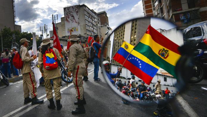 Maduro acusa a Trump de golpe de Estado en Bolivia