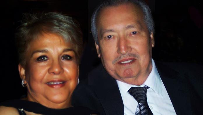 Aurora Valdez y Enrique Rivas celebran 53 años de feliz matrimonio.