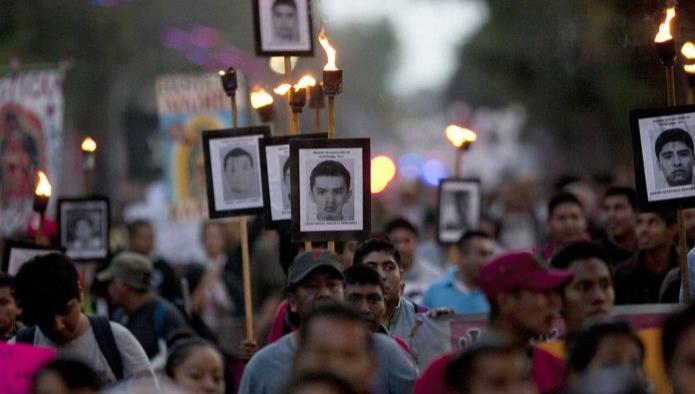 Se reunirá AMLO con padres de los 43 de Ayotzinapa