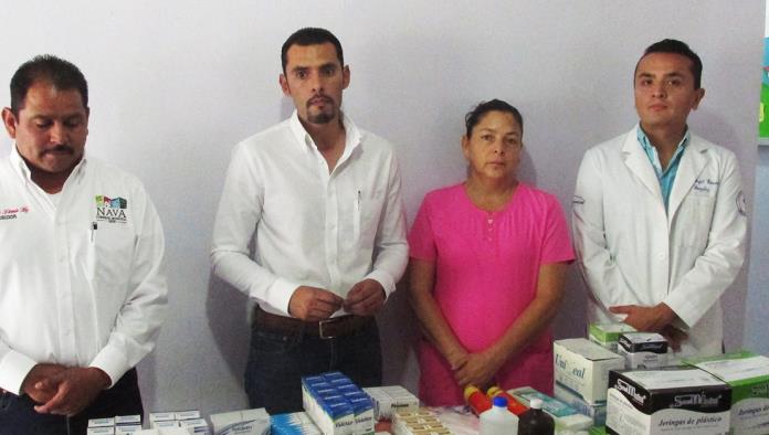 Apoya Alcalde Sergio Zenón con medicamentos al centro de salud
