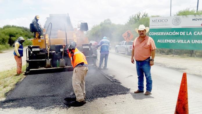 Reanudan recarpeteo de carretera Allende -Villa Unión