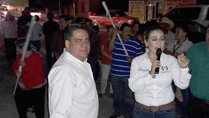 Recorre Gerardo Xavier las calles de Morelos