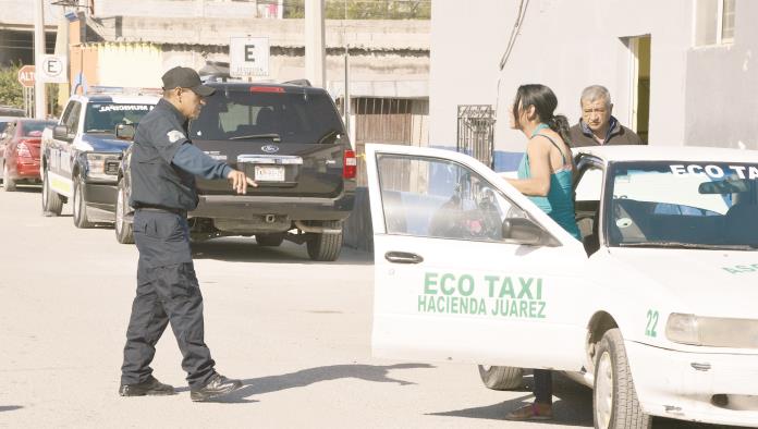 Arrestan a chic@ por no pagar taxi
