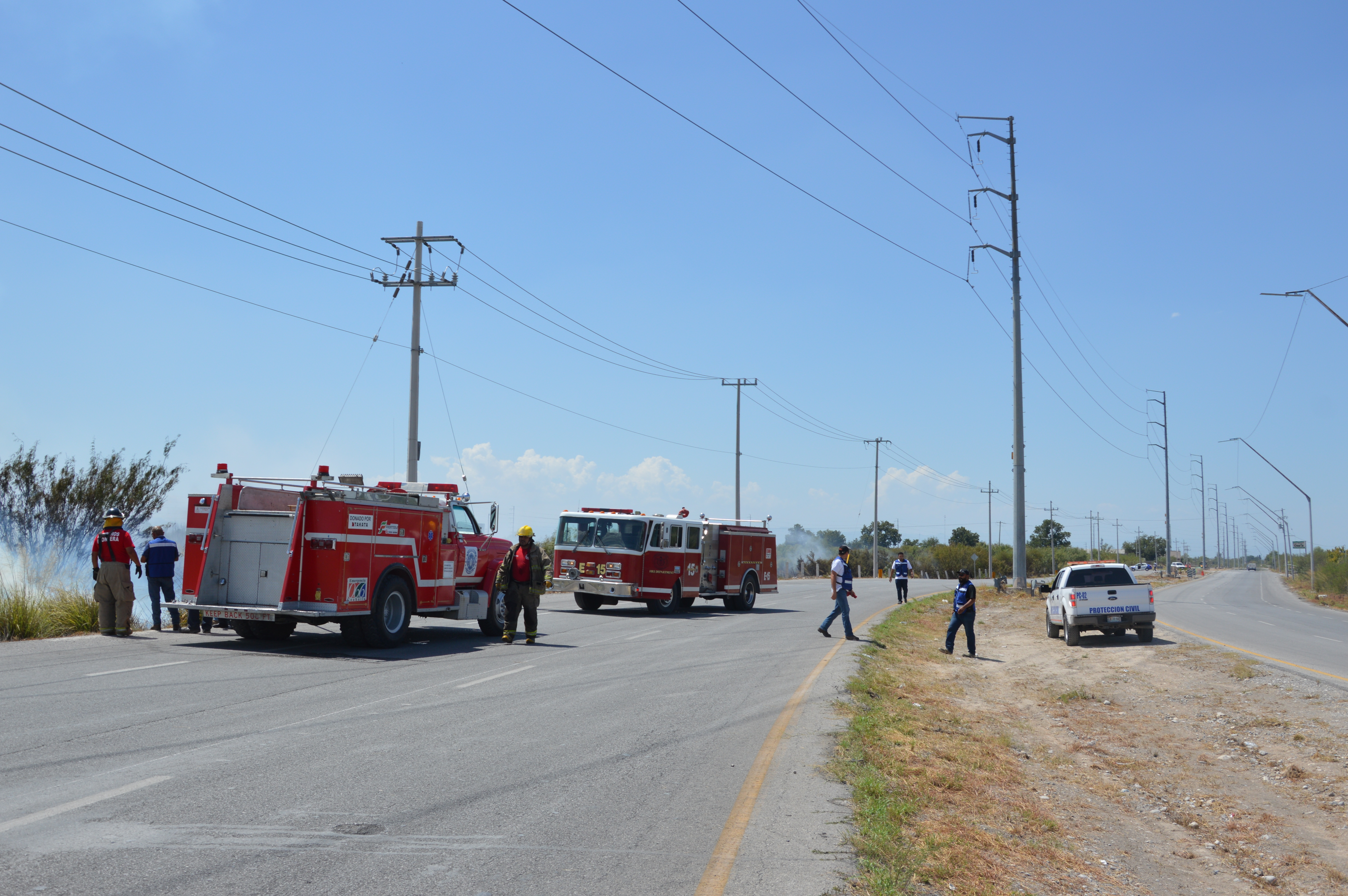 Pone incendio en  jaque a Bomberos