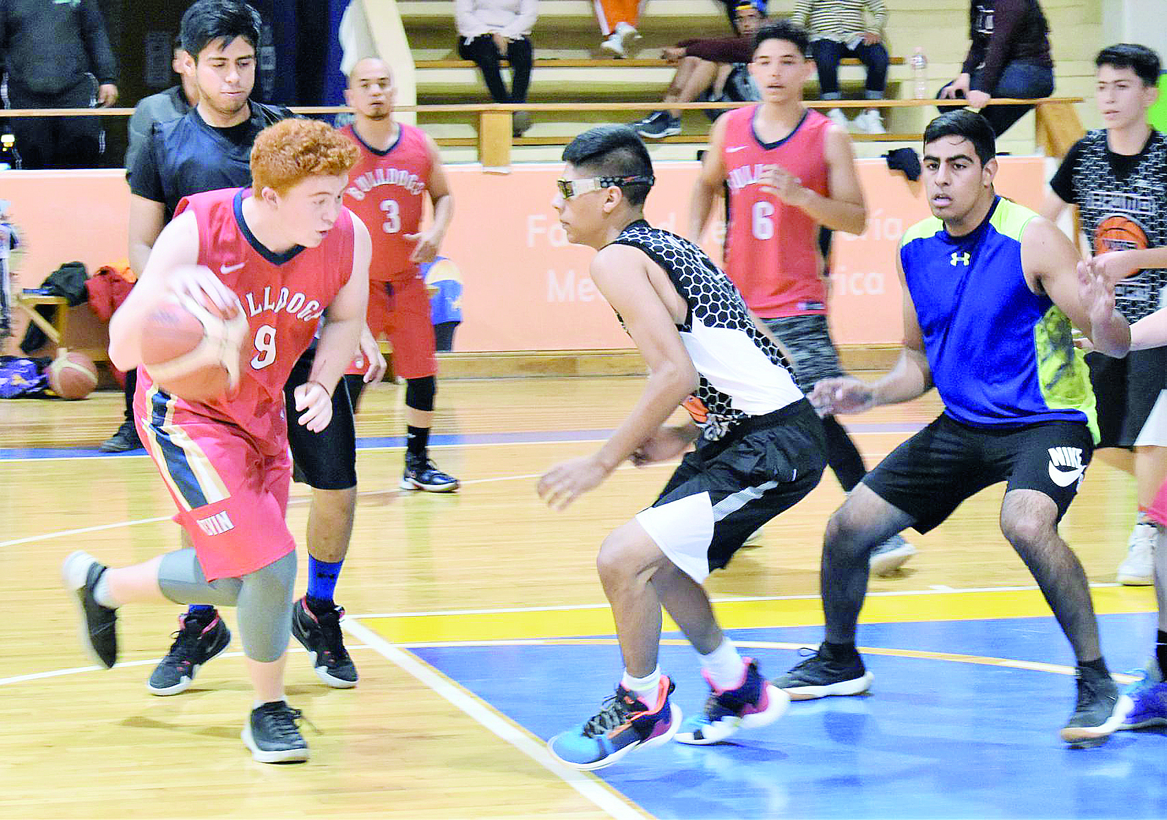 Caler da primer golpe a Bulldogs