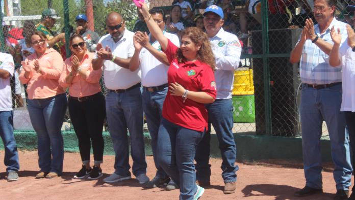 Dedican Serie Nacional de beisbol a Aracely Gutiérrez