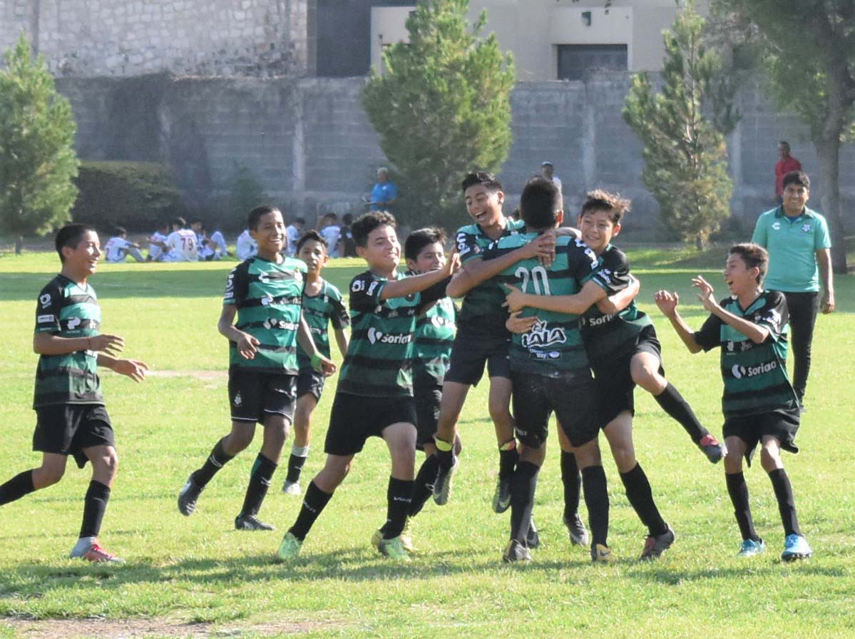 Santos Oficial pasa a la final en Copa Xochipilli