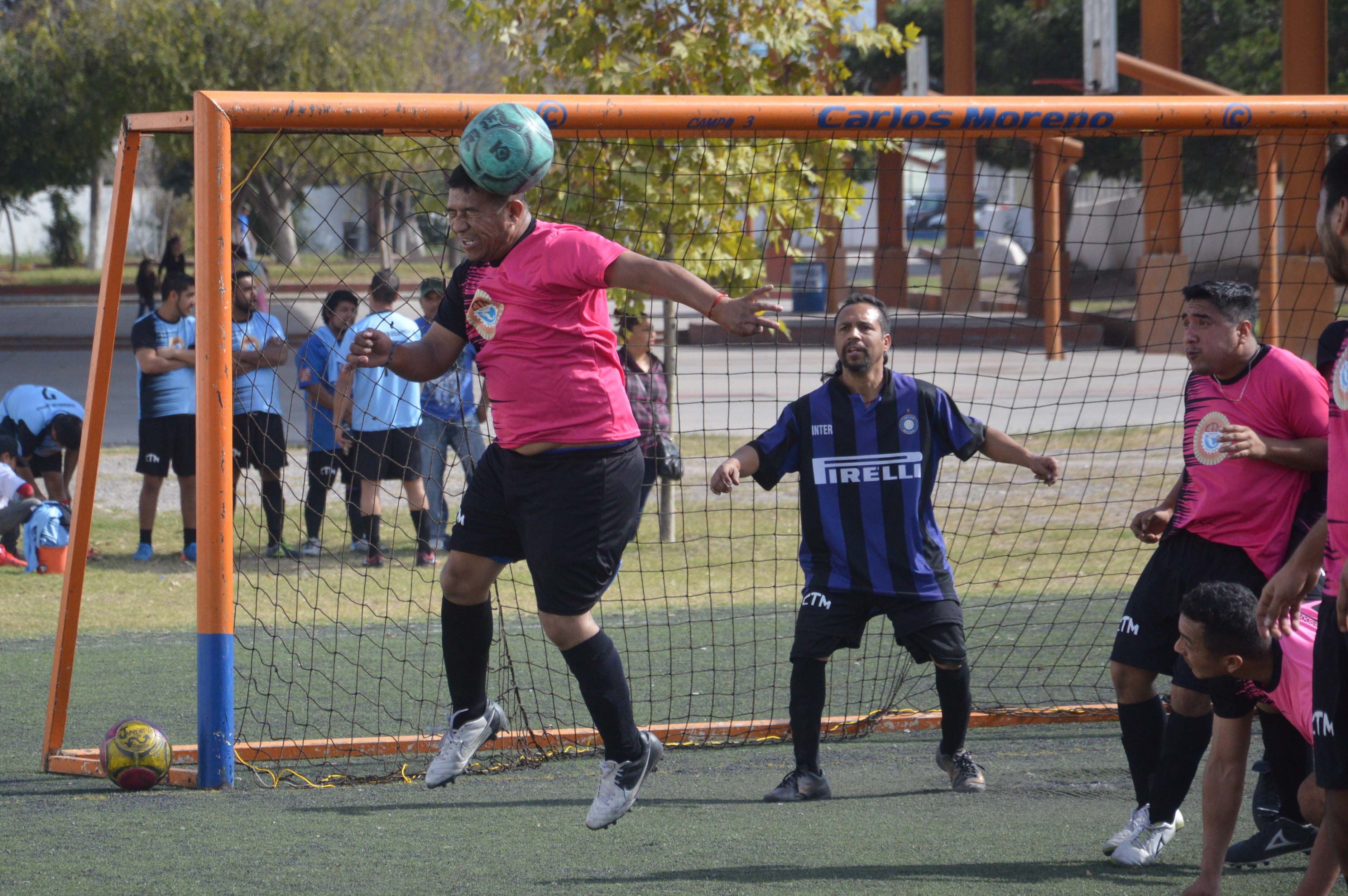 Avanza la Máquina, los Hopper B no pudieron pararla