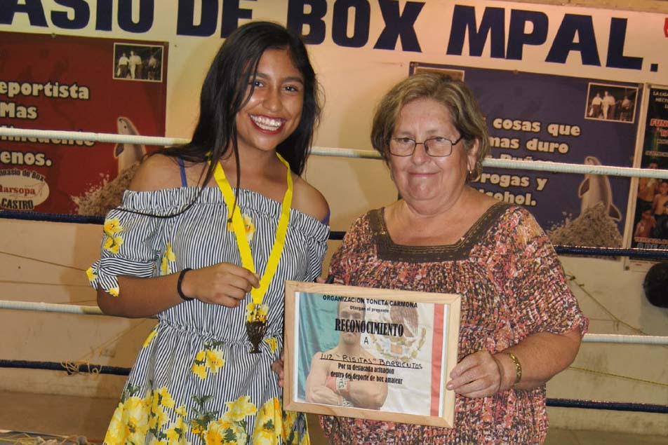 Gimnasio de Box “Marsopa” Castro festejan 2º aniversario