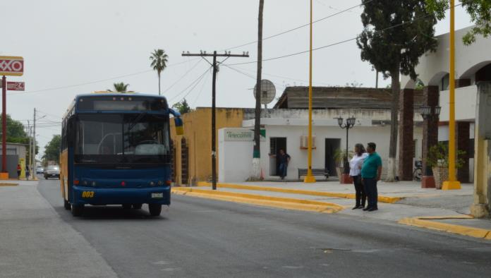 Baja demanda de transporte Por periodo vacacional