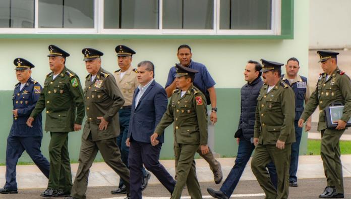 Inauguran Gobernador y Secretario de la defensa el hospital militar de Torreón