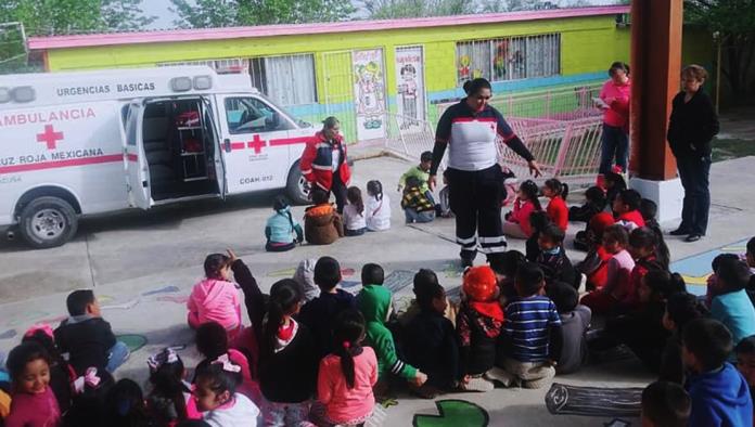 Imparte Cruz Roja charla a alumnos de jardín de niños