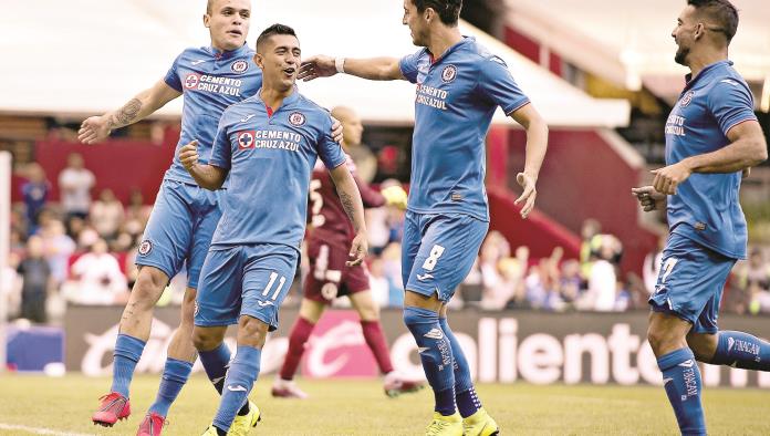 Dolorosa victoria de Cruz Azul ante Xolos