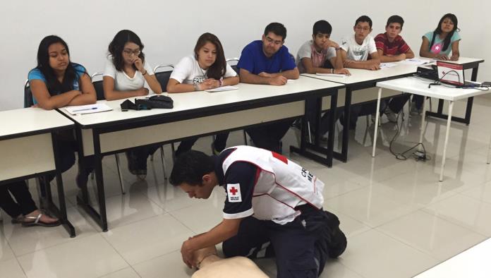 Invita Cruz Roja a cursos de verano