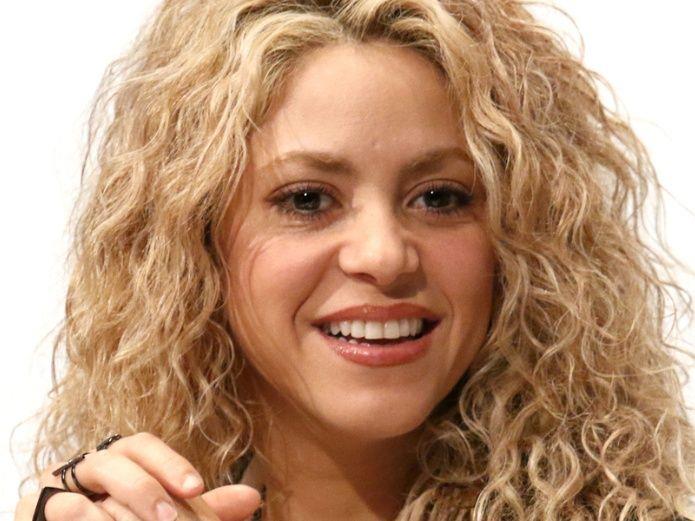 Shakira muestra que no todo fue cómodo en su video Trap