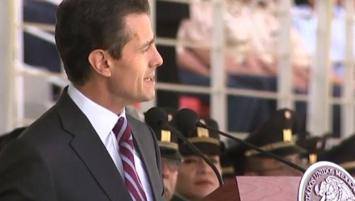 Peña Nieto reconoce a Fuerzas Armadas por combate al crimen