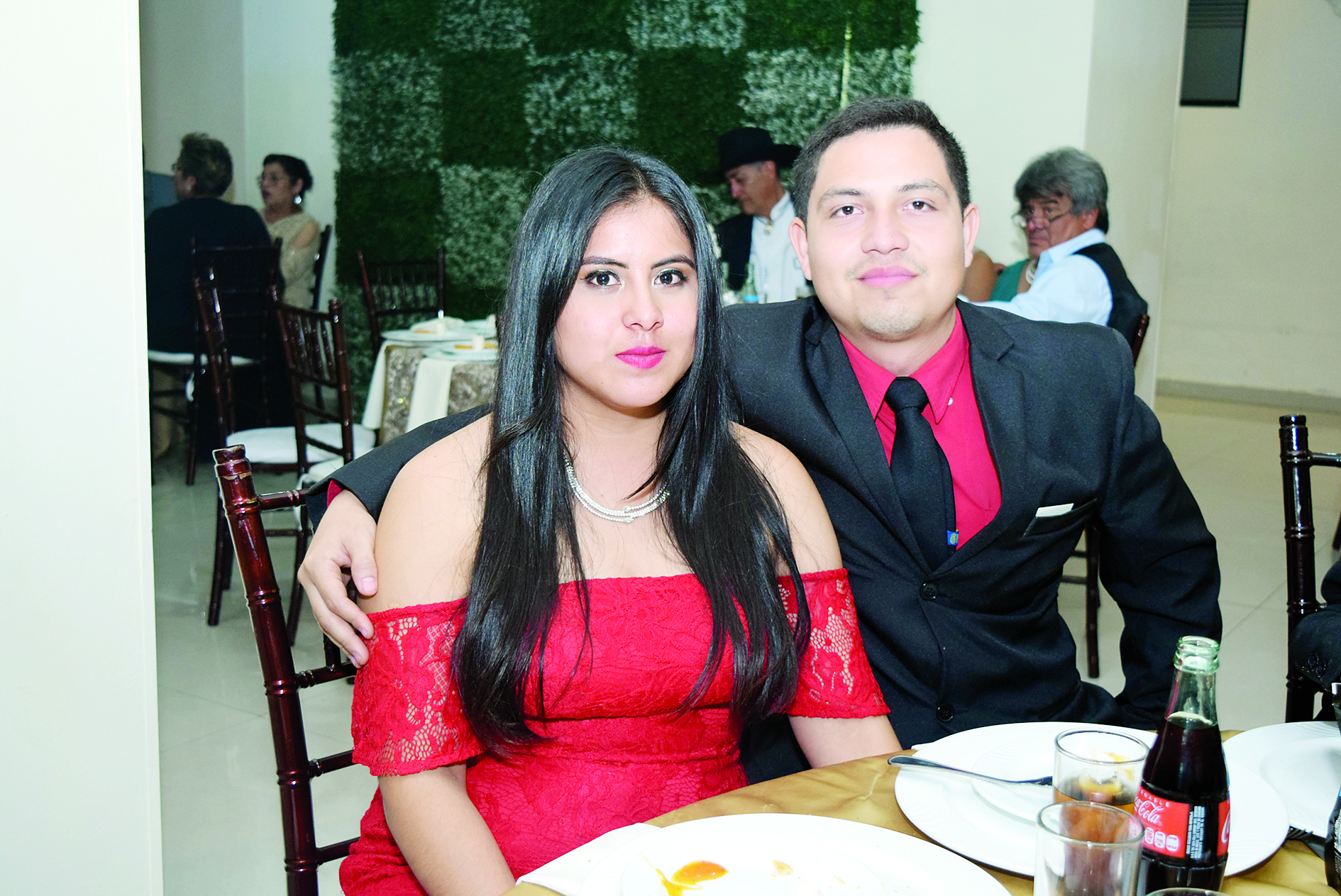 Xitlally & Juan Luis unen sus vidas en matrimonio