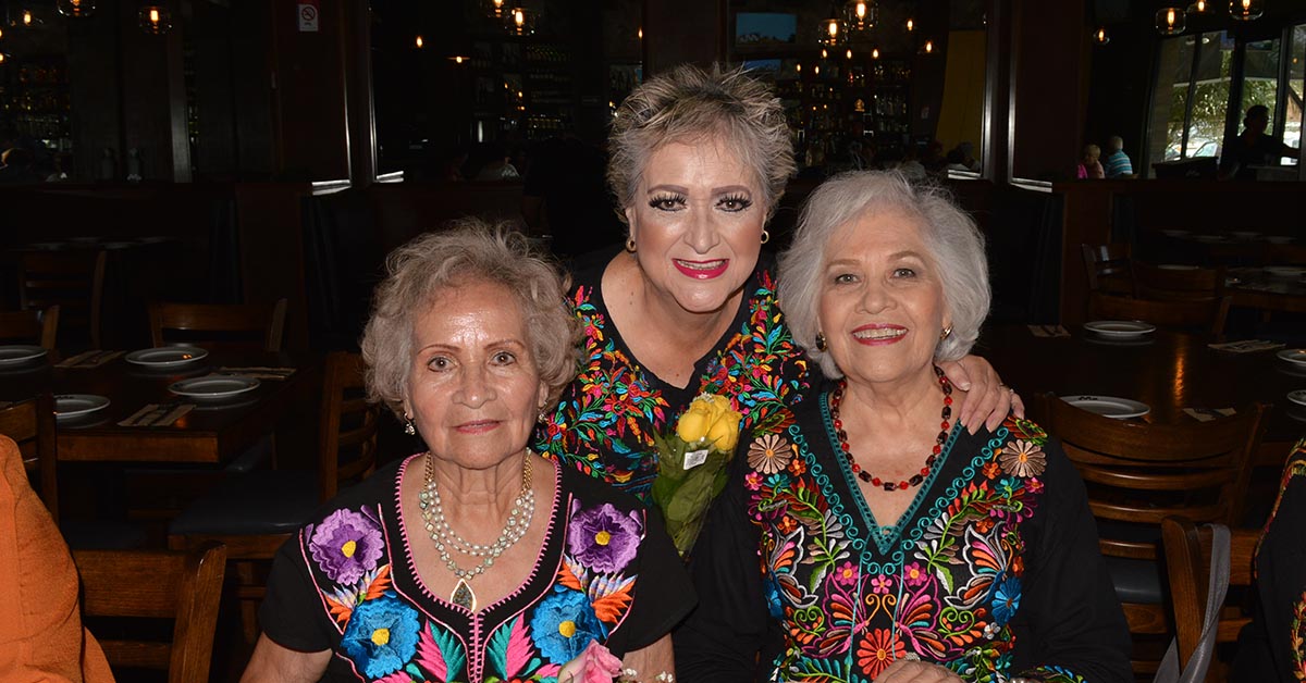 Margarita, Martha y Rosy festejan cumpleaños