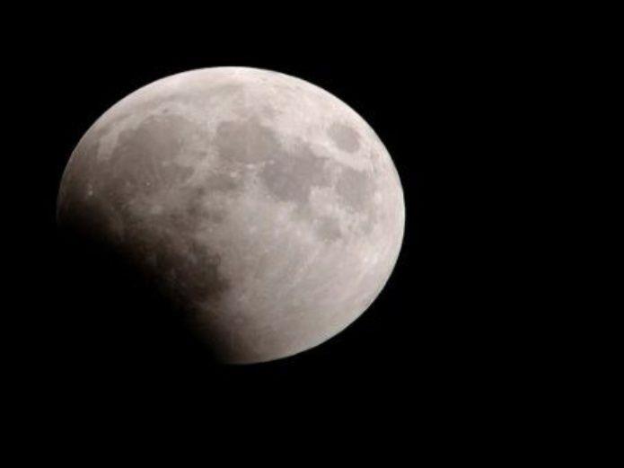 La Tierra se alista para eclipse lunar más largo del siglo