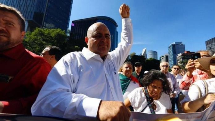 Familia LeBarón, presente en marcha antiAMLO en la CDMX