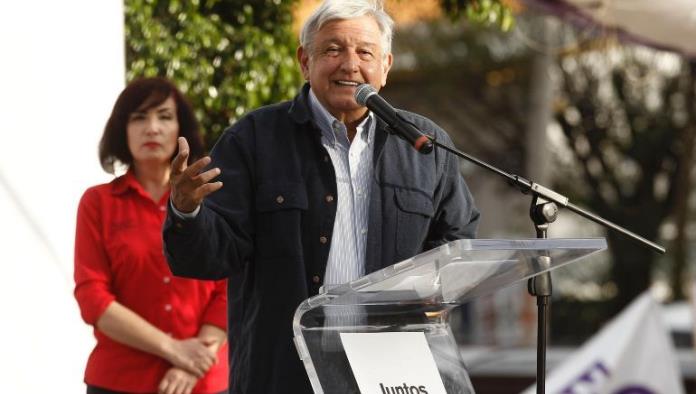 Promete López Obrador apoyos a damnificados por sismos