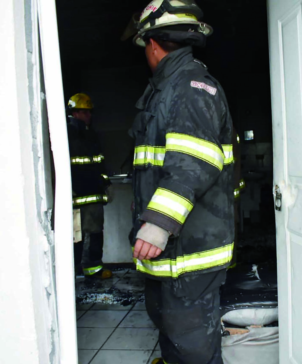 Se incendia casa en Colinas de Santiago