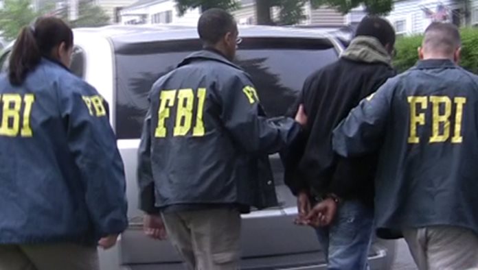 Capturan en Coahuila a fugitivo del FBI