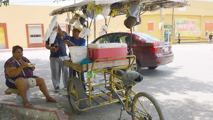 Sacarán de la plaza a vendedores