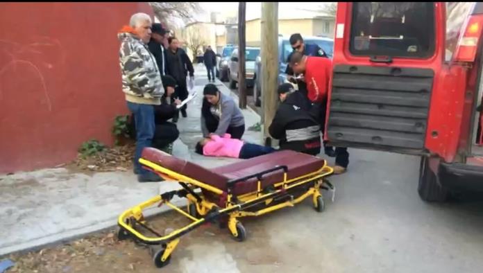 Menor de edad lesionada cuando fue arrollada por automóvil
