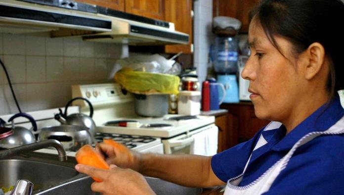 Pocas trabajadoras del hogar se afilian al IMSS