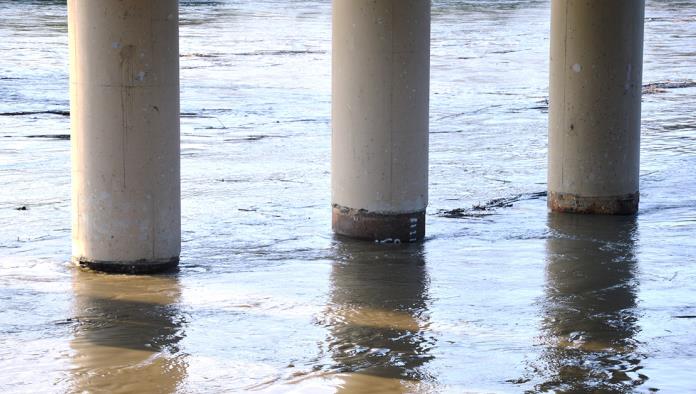 Sube el nivel del río tres metros