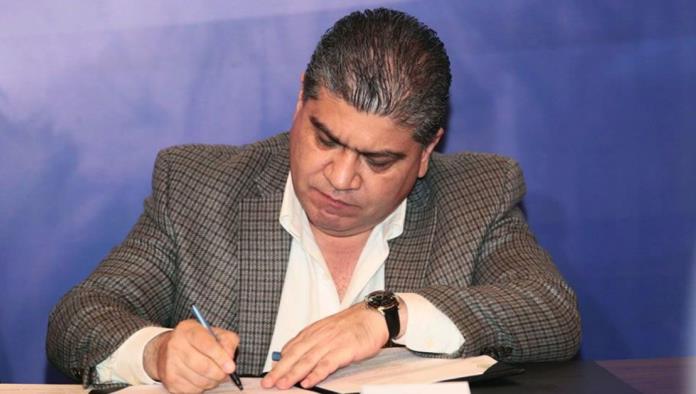 Firmará Riquelme contrato en Piedras
