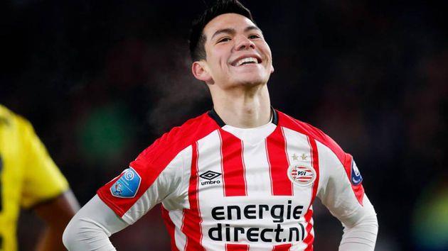 ¡Hirving Chucky Lozano llega a 50 partidos con el PSV!
