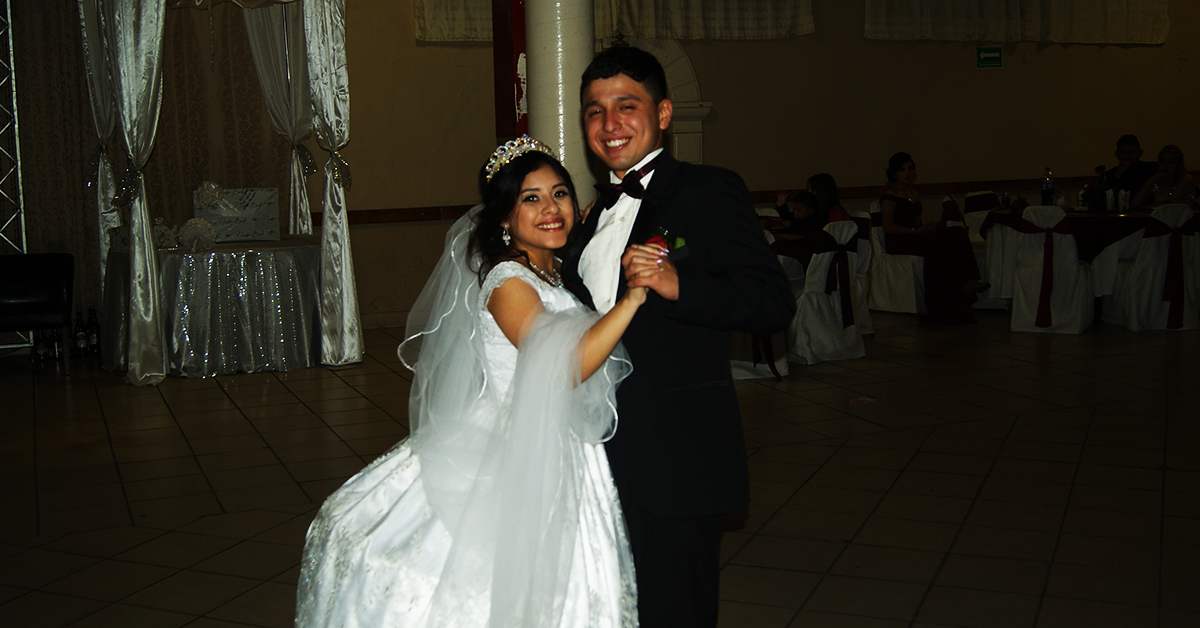 Celebran su compromiso Jorge Javier y Cassandra