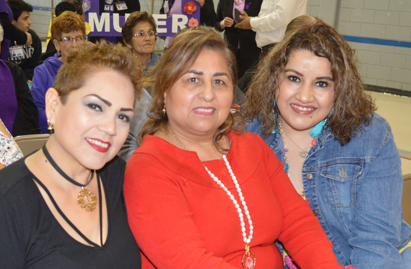 Consulado de México festeja a la Mujer en su día