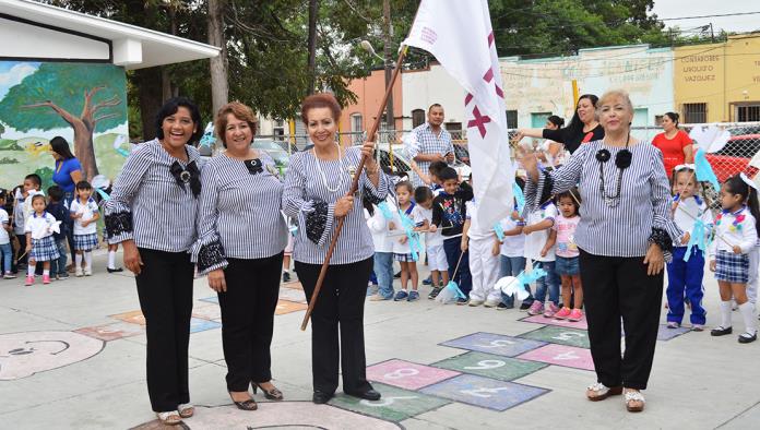 Damas de la Mesa Redonda Panamericana visitan Jardín de Niños