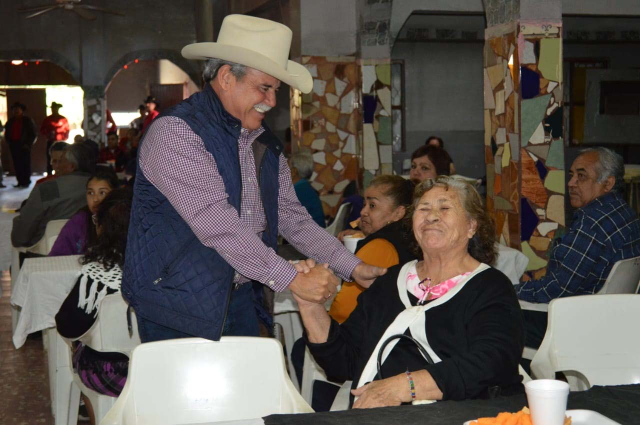 Celebra Lencho a pensionados