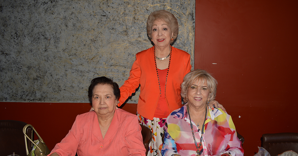 Rosa Elva Galván festeja cumpleaños con Grupo Alamca