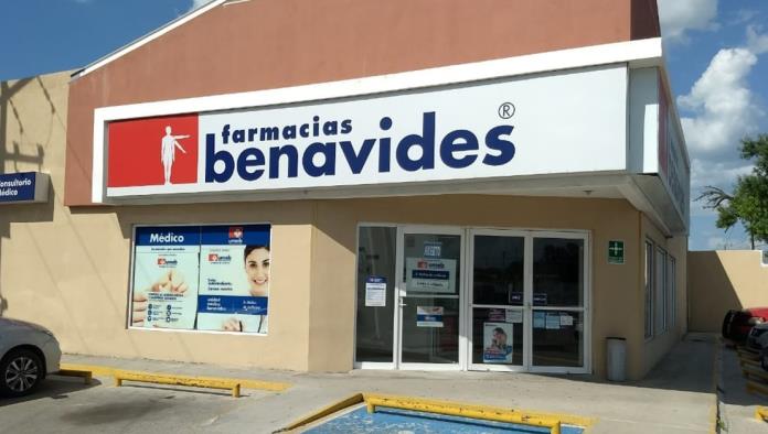 Roban 2 farmacias y un consultorio