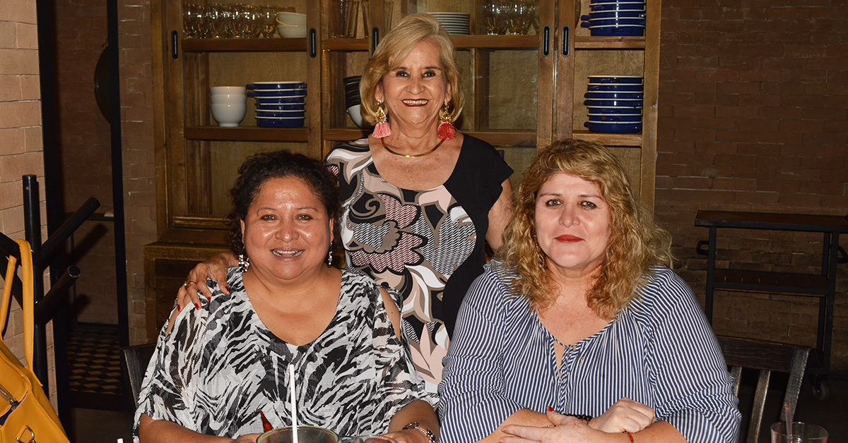 Juanita de Ramírez Celebra cumpleaños con amigas