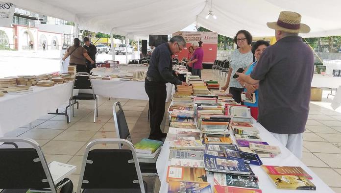 Busca Piedras Negras traer Feria del Libro este año