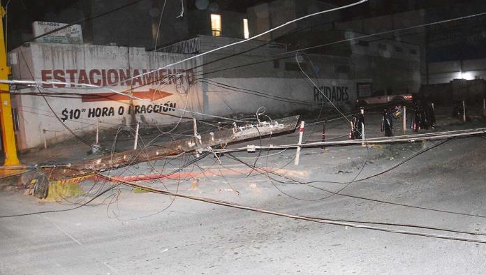Tráiler deja sin luz a la Zona Centro