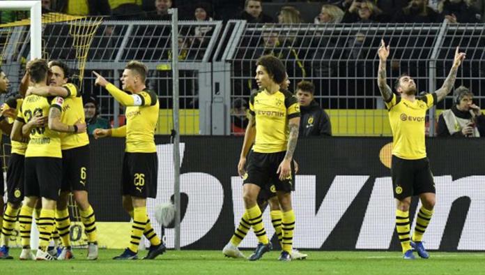 Alcácer se enciende y Dortmund no cede