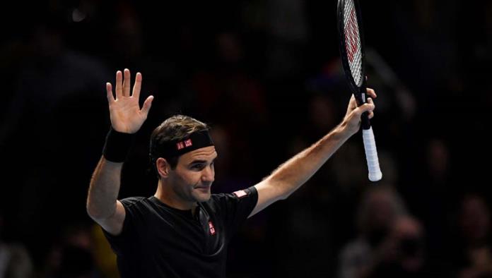 Roger Federer se mantiene con vida en el Torneo de Maestros