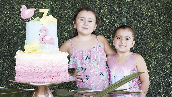 Rebeca & Ximena celebran doble cumple