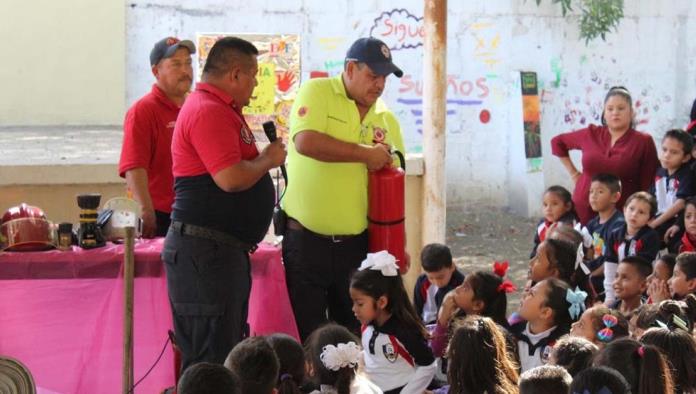 Celebra San Buena la “Feria del Buen Trato”